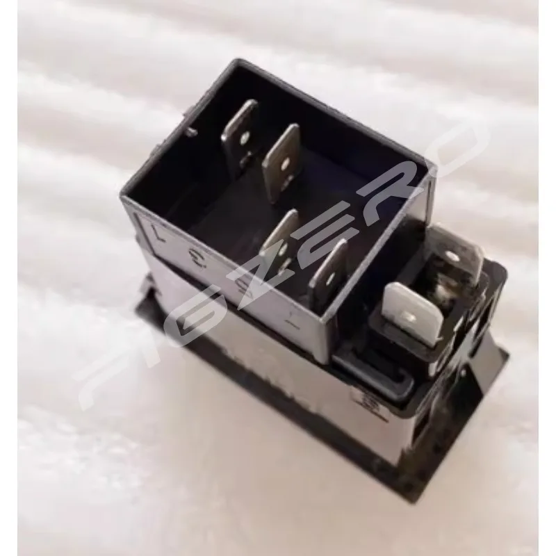 Rear Window Wiper Switch Tractor Genuine Parts for John Deere 6B1404 1204 954 1354 SJ15520