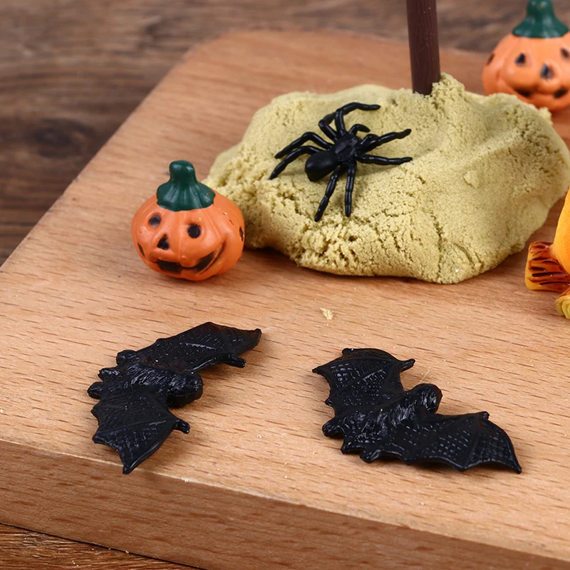 1 zestaw 1:12 domek dla lalek miniaturowy Halloween Horror zabawka nietoperz czaszka głowa miotła pająk dyniowa głowa magiczna książka ozdoba DIY