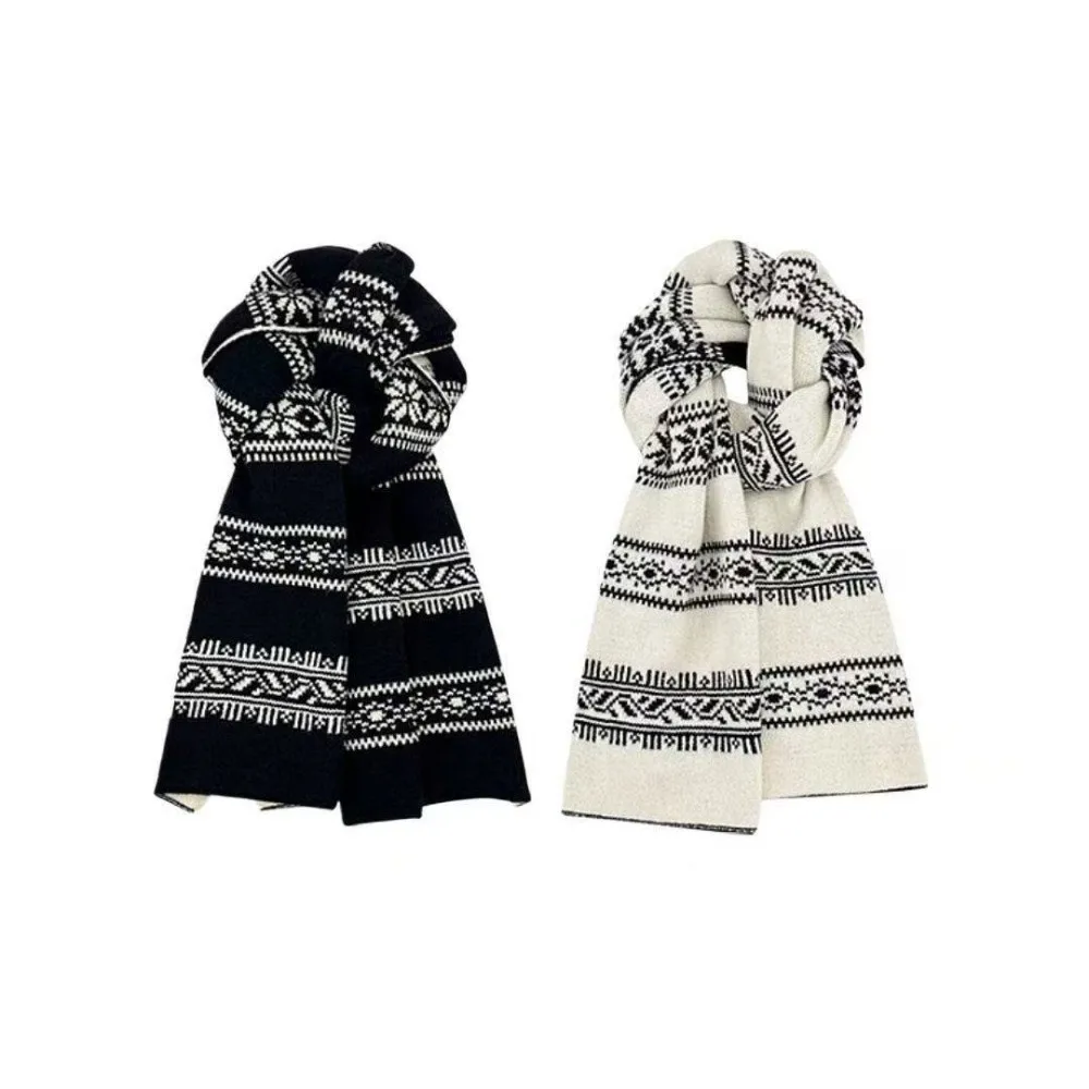 Retro Jacquard Pattern Fair Isle Knit Scarf Thick Knit Fabric Multi-Color Design Double Sided Scarf Warm Winter Material