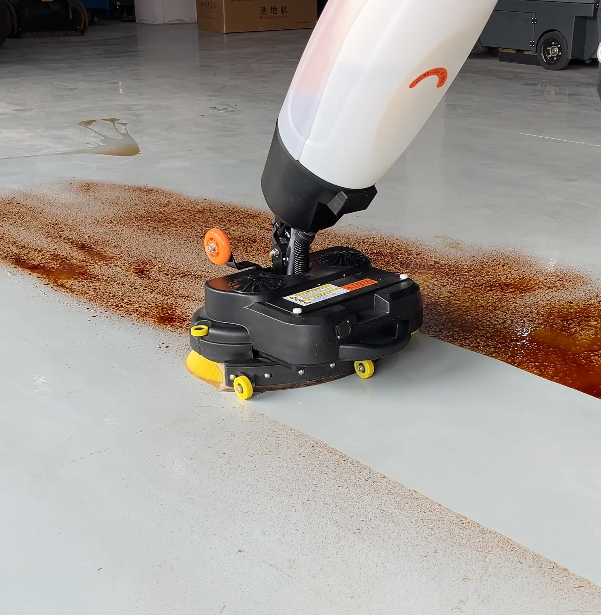 

Manual Push Lithium-ion Powered Floor Cleaner Electric Provided Cold Water Cleaning