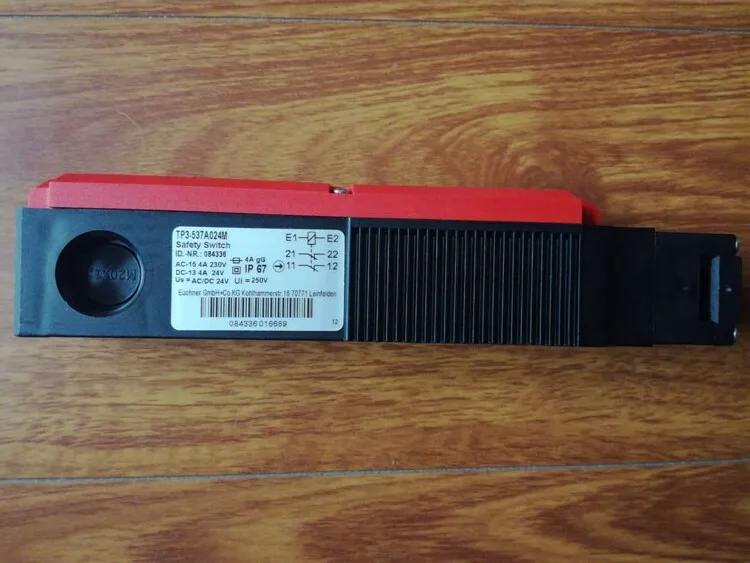 Authentic stock switch TP3-537A024MC1844 STP3A-537A024MC2363