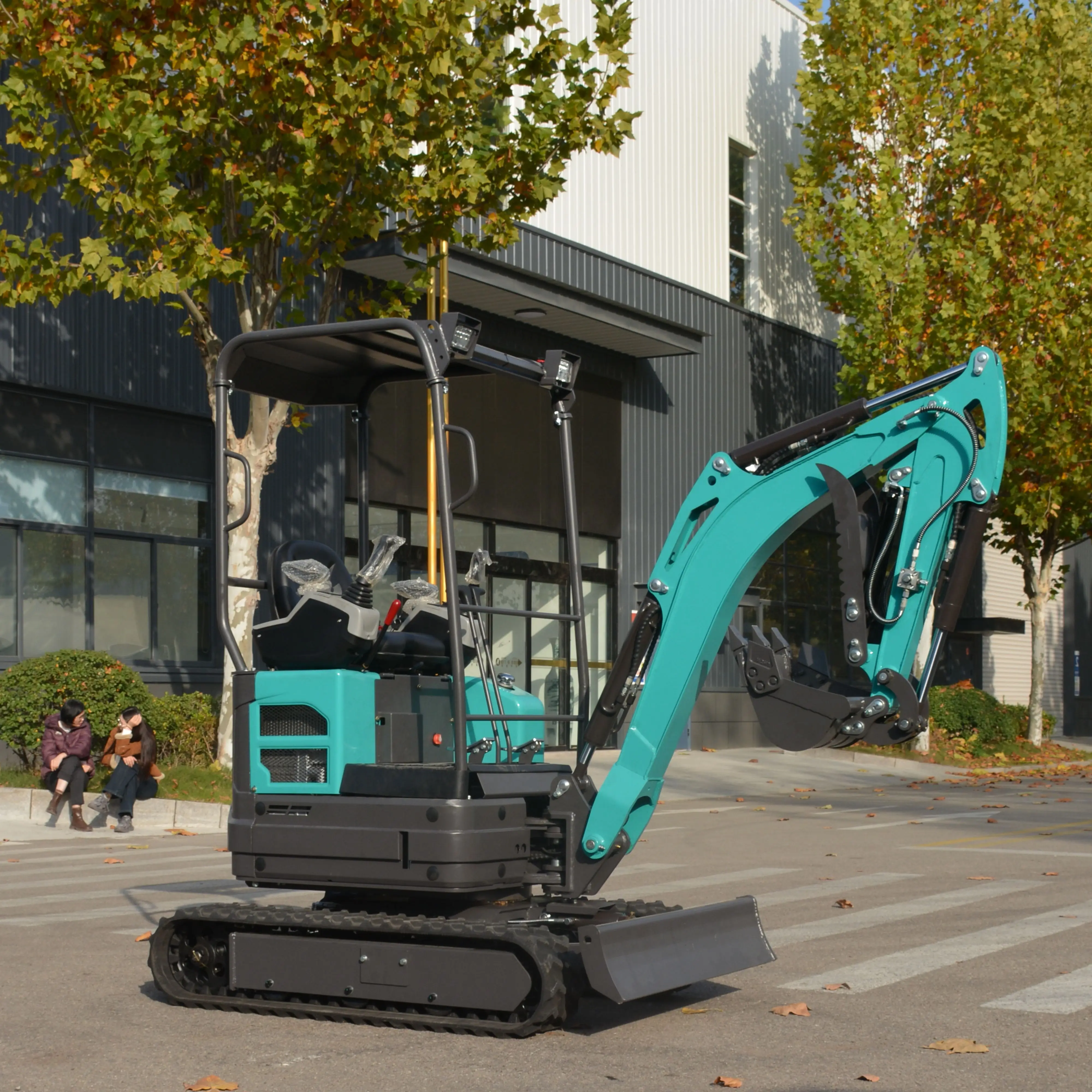 Семейный фермерский мини-экскаватор Ce EPA Engine Гусеничный мини-экскаватор 1,8 т Реальная цена на продажу