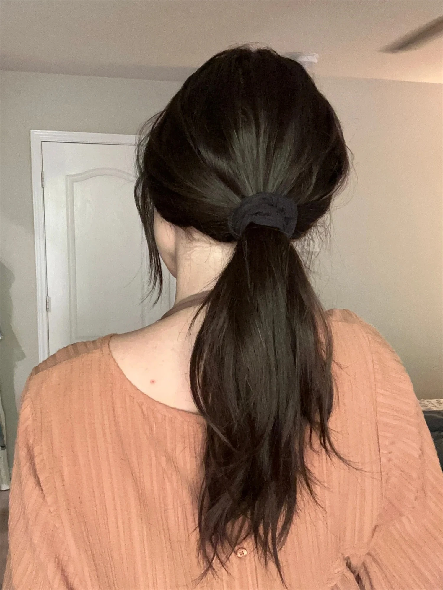 Black Wigs Free Parting 20 Inches Soft Slightly Wave High Quality Glueless Wig Female Synthetic Hair Original Factory Cheap Wigs