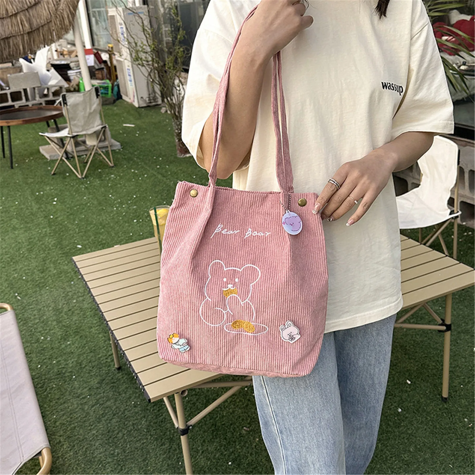 Bolsa de ombro bordada urso dos desenhos animados para mulheres Bolsa de veludo dobrável sacolas de grande capacidade sacolas de compras eco friendly