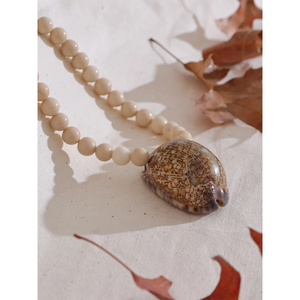 Yhpup Ocean Handmade Fossiln Beads Chain Conch Big Pendant Necklace High-Grade Summer Stainless Steel Jewelry Gift