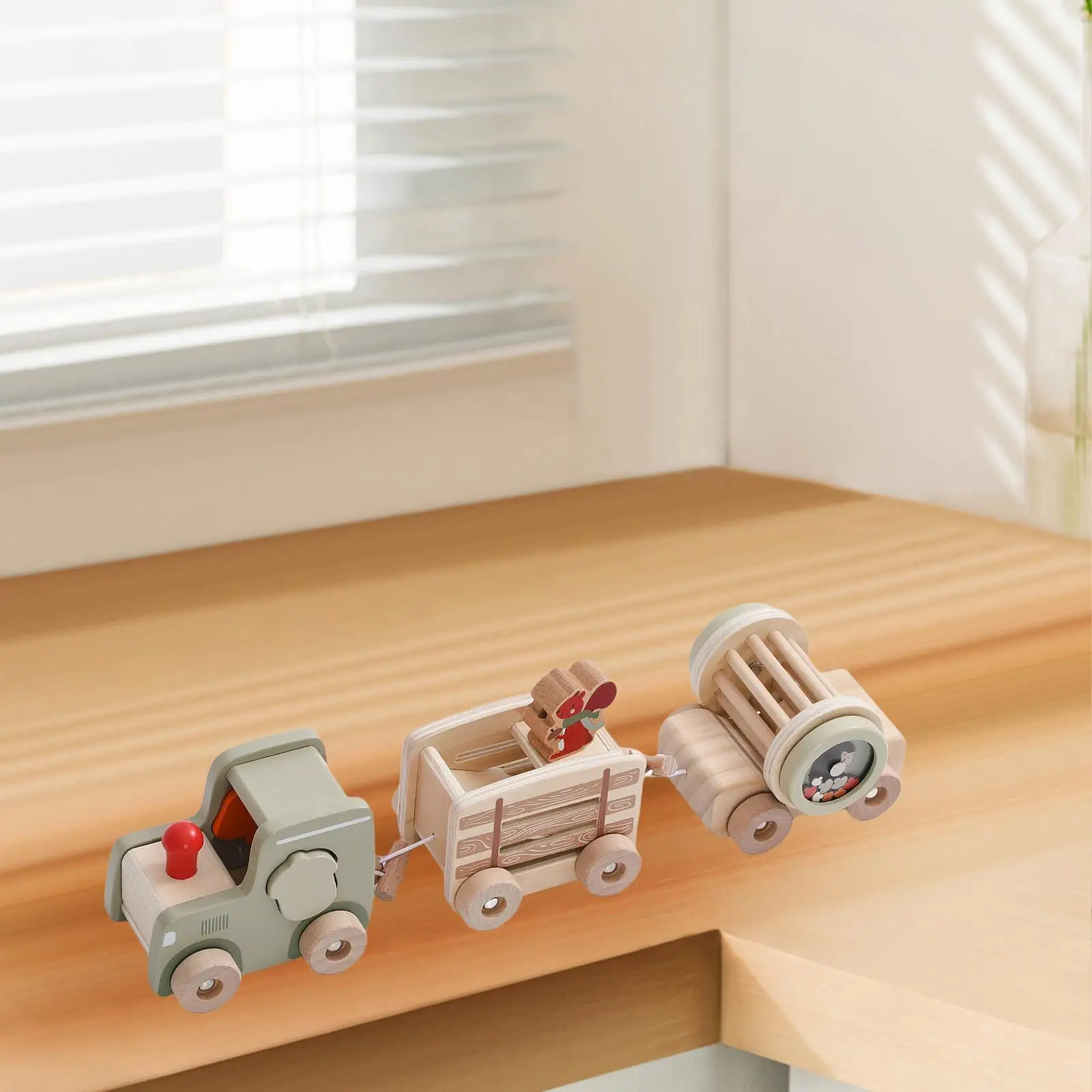 

Wooden Train Toy Table Decor Wooden Train Ornament for Kids 4-8 Boys Girls