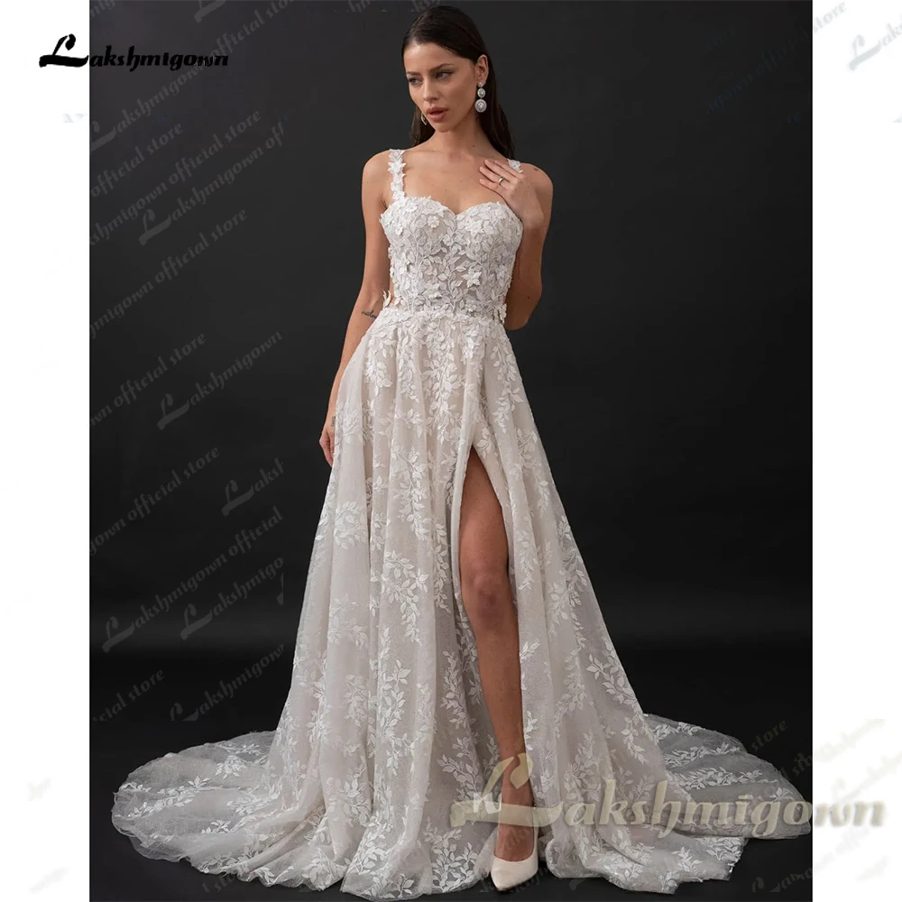 

Lakshmigown 3D Flower Lace Applique Side Slit Wedding Dress Spaghetti Strap A-Line Button Customized robe de mariée 2025