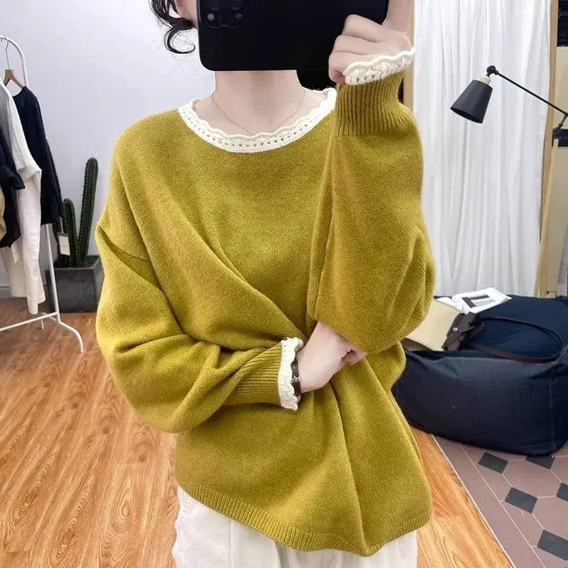

Women's Autumn and Winter Lace Collar Color Blocked Knitted Sweater Age Reducing Loose Casual Top Versatile Sweater