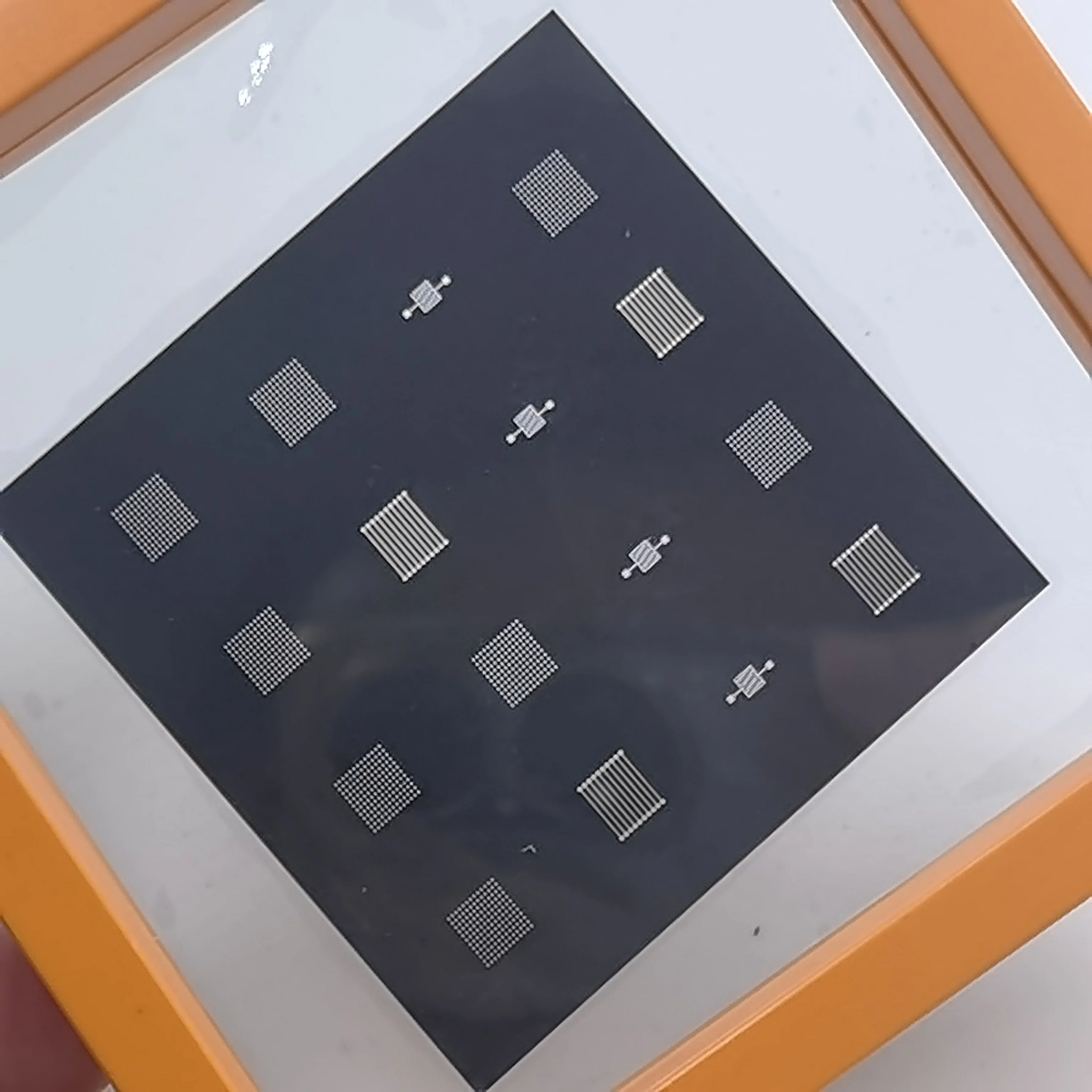 

Сверхточная маска из нержавеющей стали, микрометр, уровень 63,5 мм * 63,5 мм, черный/по индивидуальному заказу для услуги по производству поверхностей