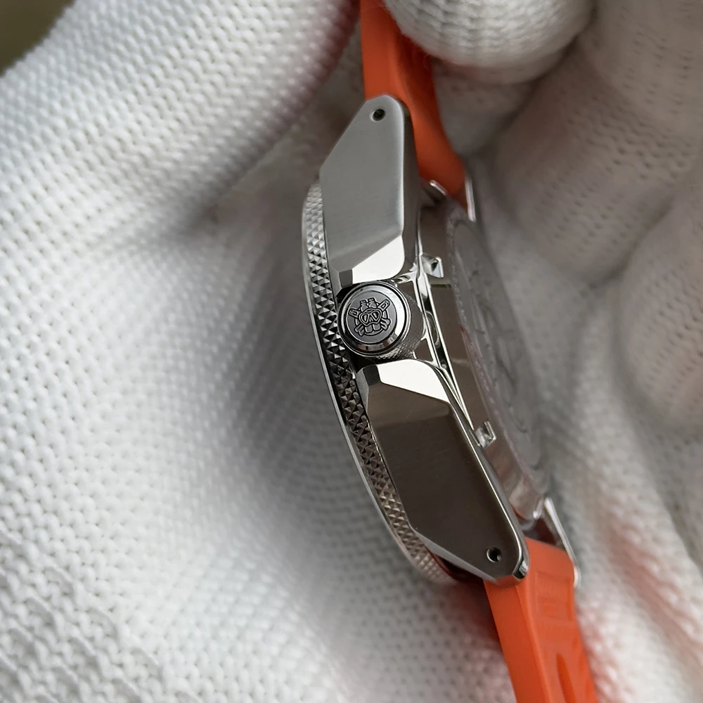 STEELDIVE Men Diver Watch Automatic Mechanical Wristwatch 20Bar BGW-9 Luminous Sapphire NH35 Sport 120 Clicks Ceramic Bezel