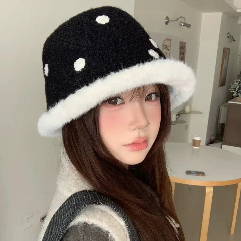 Polyester Faux Lamb Wool Bucket Hat One Size Thick Warm Winter Hat Head Circumference 56cm to 58cm Polka Dot Bucket Hat