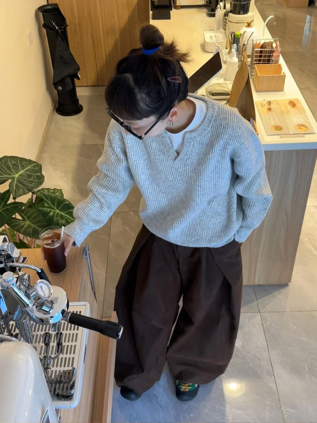 

Корейский вязаный свитер с V-образным вырезом, свободный, комфортный, для женщин, на осень-зиму