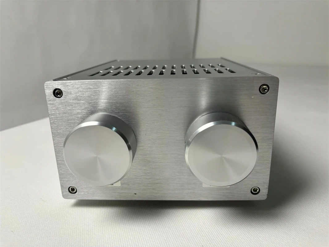 

Amorphous Iron Core Wide Frequency Fesponse 600Ω:15K 5 Times Step-up Transformer 24th Gear Volume Passive Preamplifier