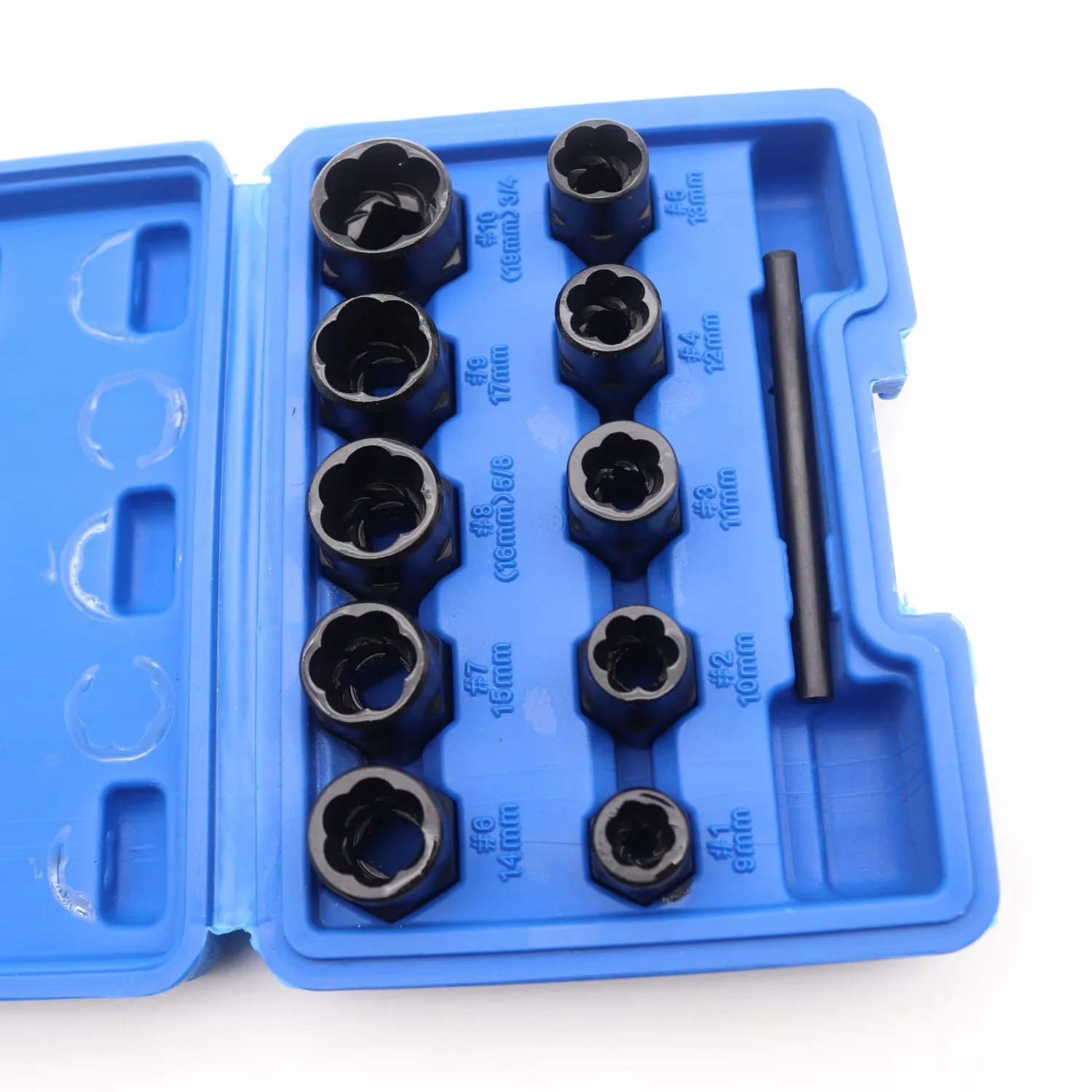 11-teiliges Twist-Steckschlüssel-Set, 9–19 mm Radmutter-Entferner-Set, beschädigter Bolzen, Schraubenmutter-Extraktor-Werkzeug-Set, einschließlich einer Stanzstange