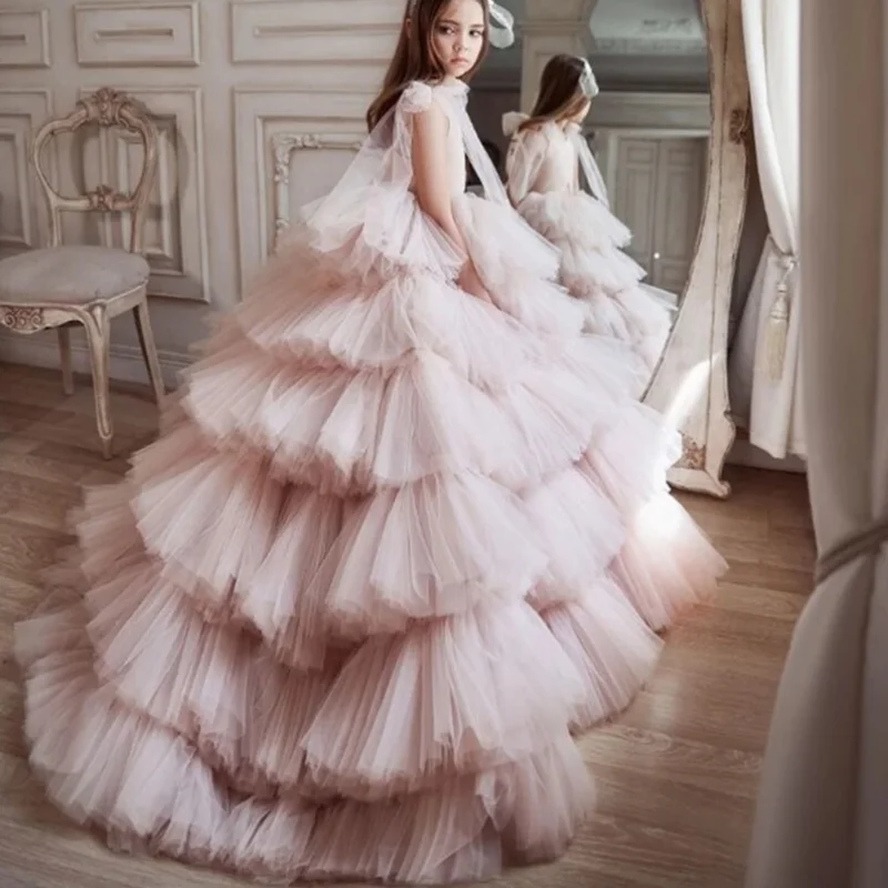 ชุดเดรสดอกไม้สีชมพูสีดําTulleฉัตรTailingโบว์สําหรับงานแต่งงานวันเกิดParty First Communion Gowns