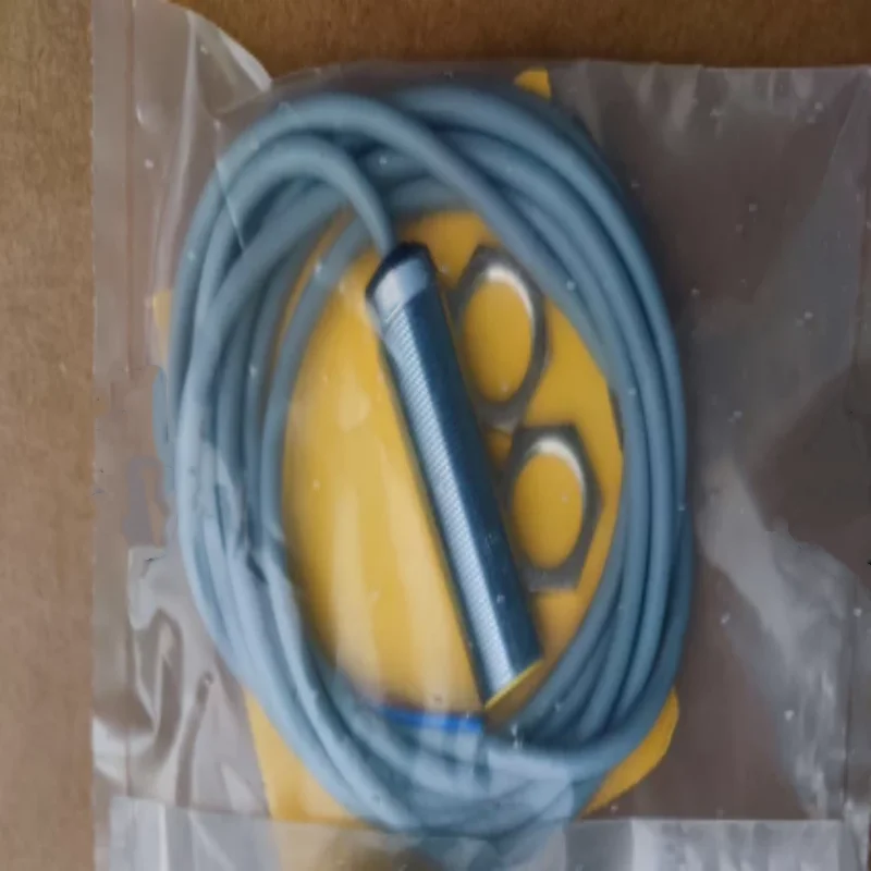 Brand New Original Proximity Switch Bi5U-EM18-AP6X-H1141 BI5U-M18-RP6X-H1141  Bi5U-MT18E-AP6X-H1141  BI5U-M18-ADZ30X2