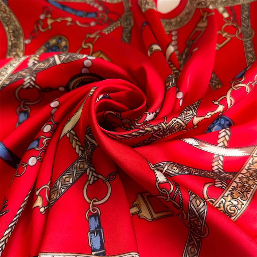 1PCS Red Luxury Chain Print Small Square Scarf Simulated Silk Thin Neck Scarf Fashion Sunscreen Headscarf Women 70x70cm