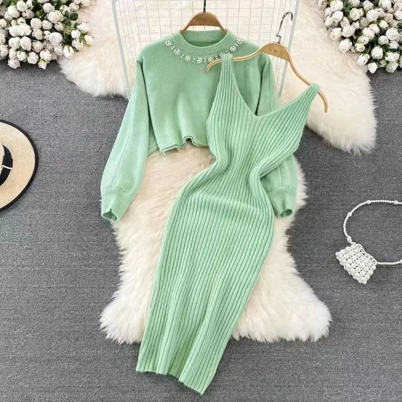 Two piece base knitted dress autumn and winter new mid to long style hip hugging knitted dress set sweater inner layer