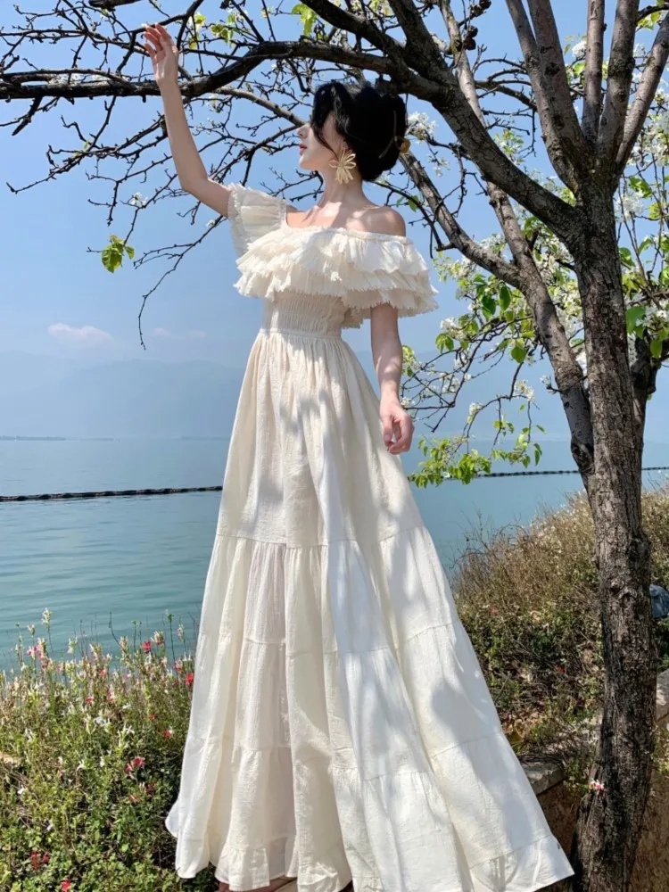 Feminino elegante sem alças em camadas babados a linha vestidos bege sexy fora do ombro magro plissado vestido longo roupas de festa de férias