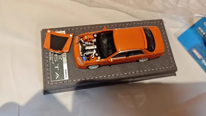 متوفر في المخزون جديد مورتال 1:64 تويوتا كريستا أورانج هيك 2025 طبعة سبيكة مصغرة Apa Xpo دييكاست نموذج ورشة عمل Sekimura اللعب هدية