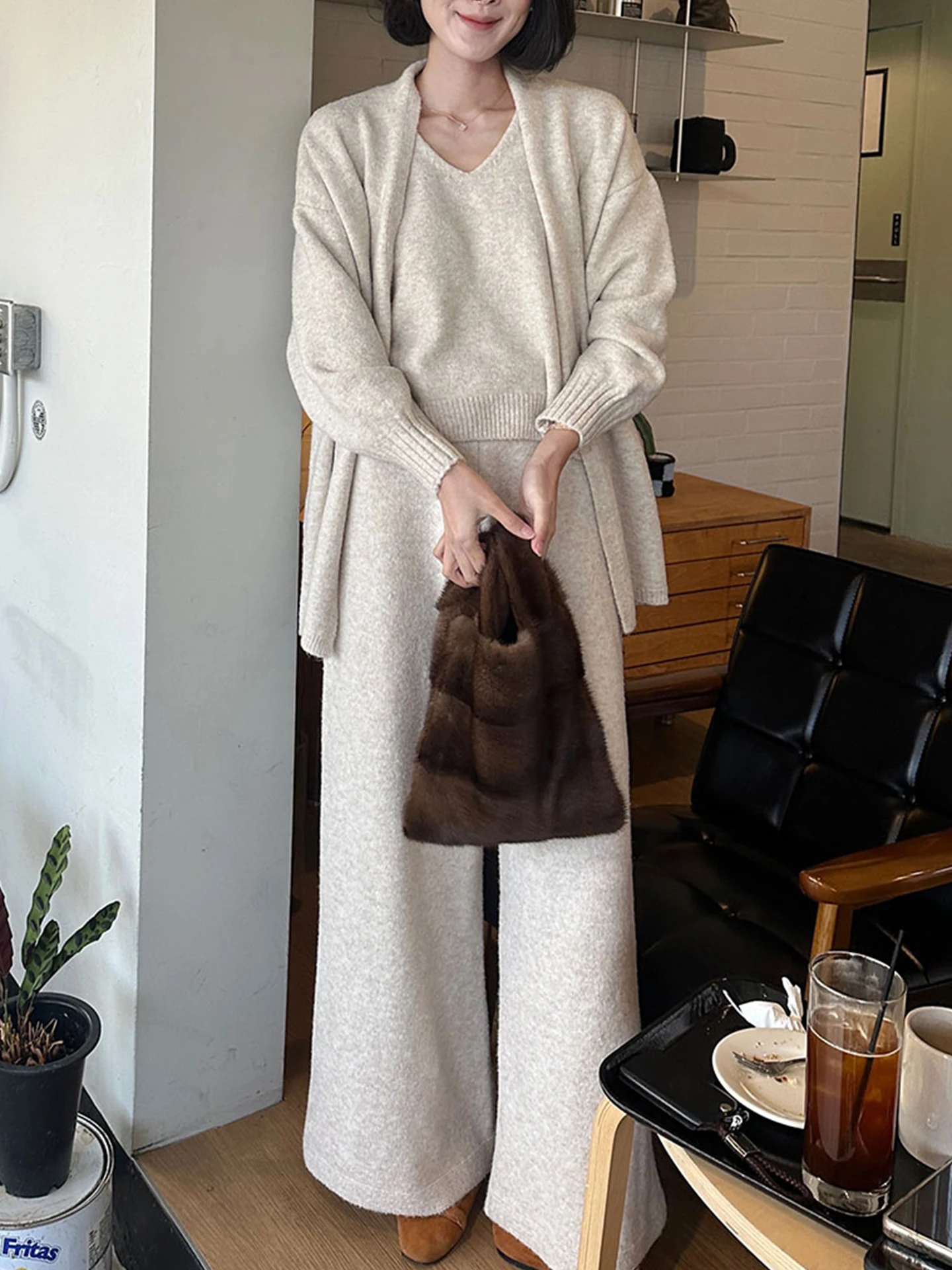 Faionable maglione lavorato a maglia gilet e pantaloni set per donna inverno nuovo arrivo strato base cardigan aperto lungo Sve vestibilità ampia