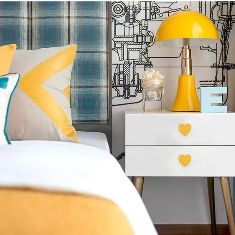 Colorful Heart Children's Furniture Handles Cartoon Cabinet Handles Zinc Alloy Wardrobe Door Handles Solid Dresser Drawer Knobs