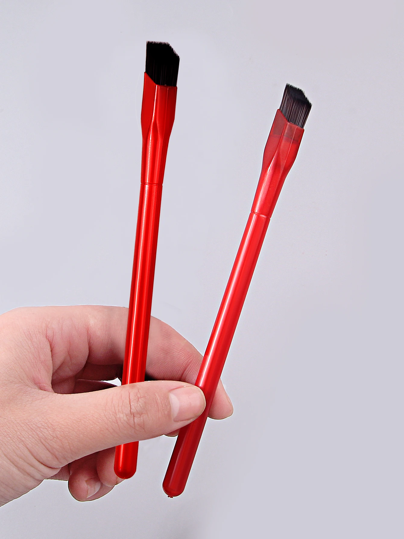 【2025 New Model 】 Bionic Fiber Eyebrow Brush, three-dimensional angled eye makeup brush,precisely and naturally shaping eyebrows