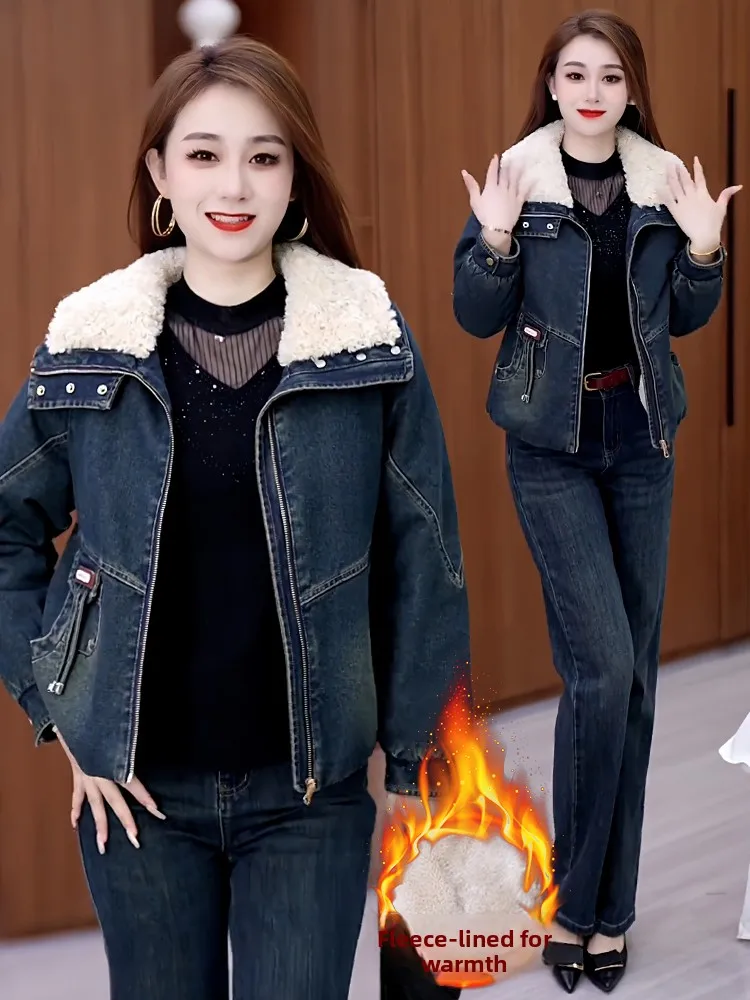 

Женская модная утепленная джинсовая куртка свободного кроя на флисовой подкладке с длинными рукавами на молнии, цветная, с защитой от старения