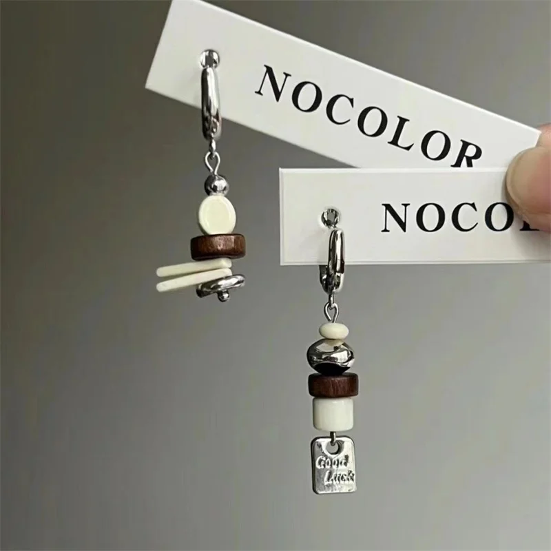 Creative Saymmetry Wooden Beads Tassel Earrings For Women Vintage Chinese Square Hollow Ear Clip Earrings Casual Banquet Jewelry