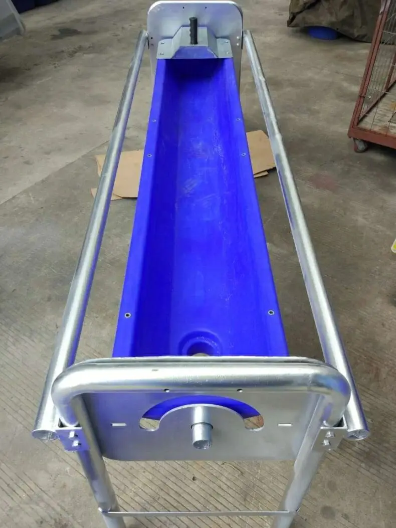 Cattle Winter Water Trough Cow Water Tank Cattle Drinking Bowl Rotatable Blue Water Trough