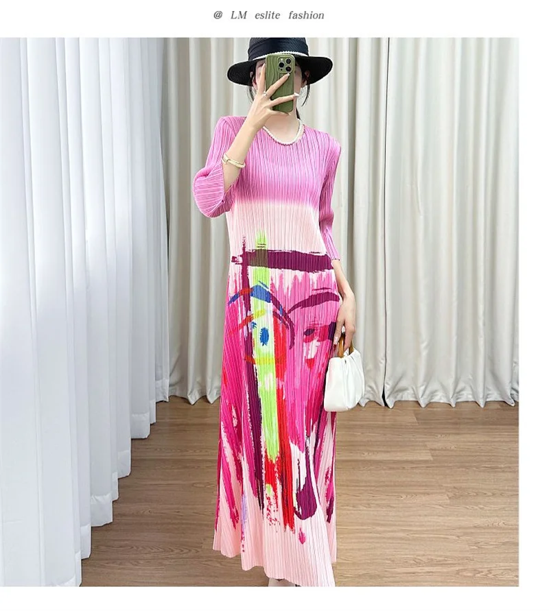 三宅レディースドレスイブニングドレス夏のデザインセンスラウンドネッククロップドスリーブパターンプリントプリーツルーズドレス女性