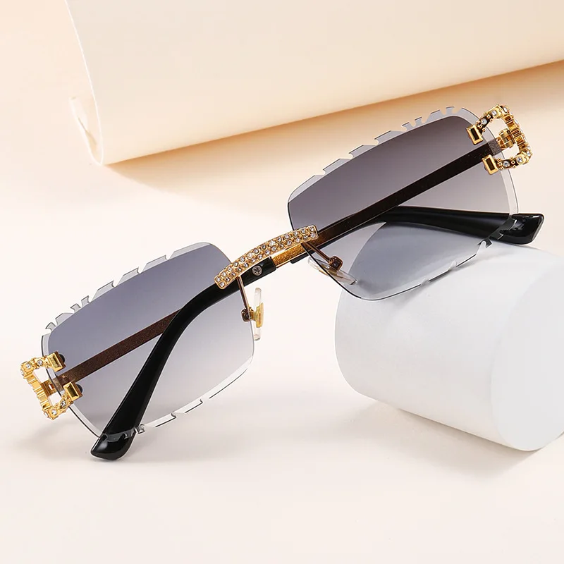 

Square Rimless Punk Sunglasses Men Diamond Metal Frame Cut Edge Lens Trendy Sun Glasses for Women Luxury Brand UV400 Eyewear