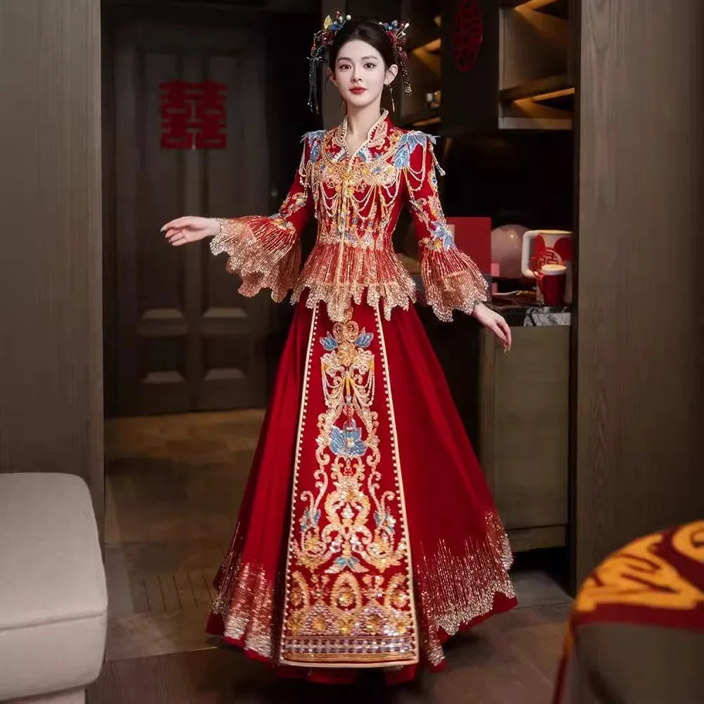 2024 Autumn New V-neck Xiuhe New Chinese Wedding Dress Wedding Dress Slimming Dragon and Phoenix Coat Toasting Dress