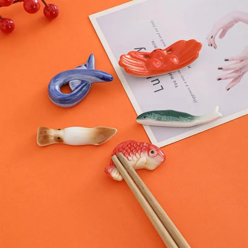 Fish Shape Ceramic Chopsticks Holder for Japanese Cuisine Spoon Fork Rest Sturdy Sushi Rack for Restaurant Bar Use