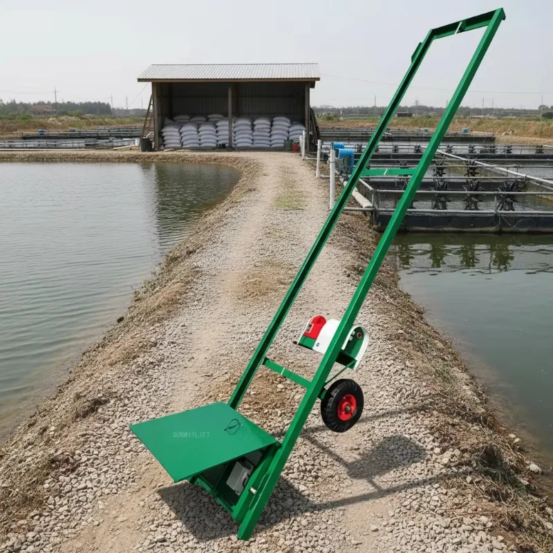 Fish feeder with adjustable bait range, automatic feeder for shrimp and fish ponds