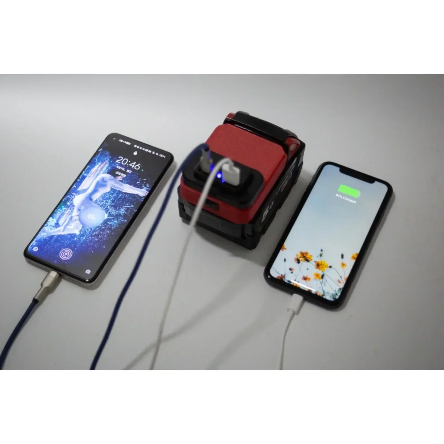 The Portable Charger Is Suitable for Milwaukee 20V Li-ion Battery Mobile Phone and Tablet Fast Charging USB and Type-C Interface