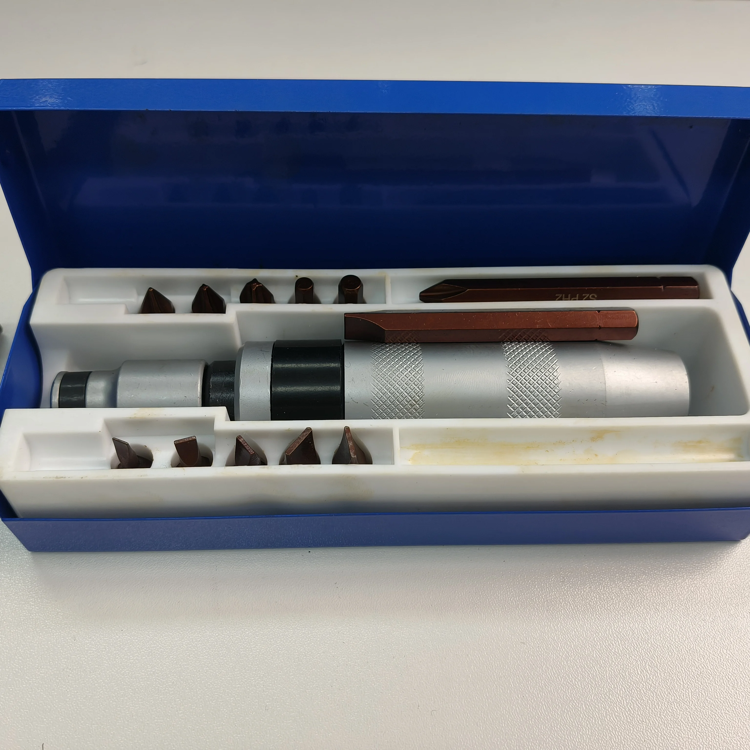 BST-5113 13PCS Impa…