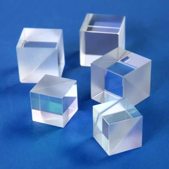 

Depolarizing Splitter Prism 12.7/15/20/25.4Mm Cubic Splitter Prism Npbs Glue Mirror Instrument 1Pcs