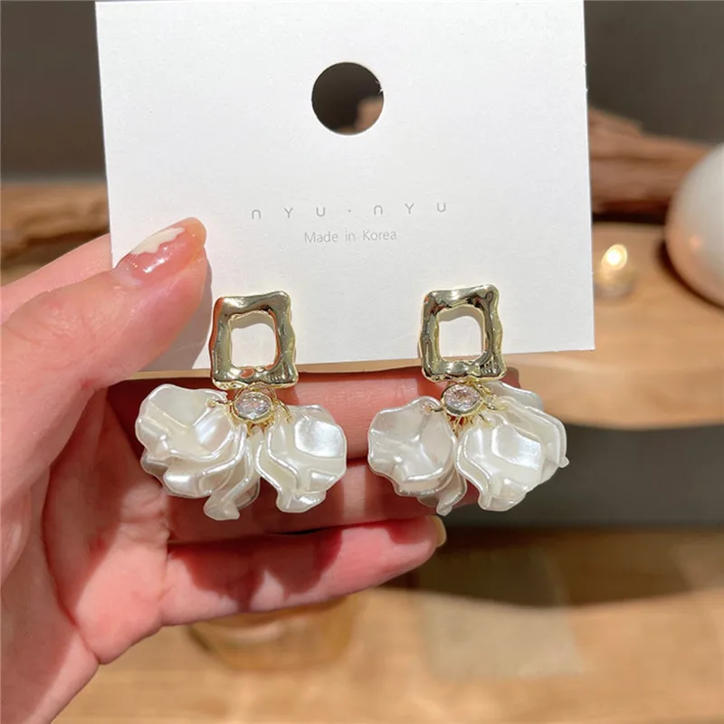 Trending Artistic Flower Drop Earring In 2023 New Korean Fashion Jewelry Party Girls Elegant Korean Dangle Earrings Wholesale