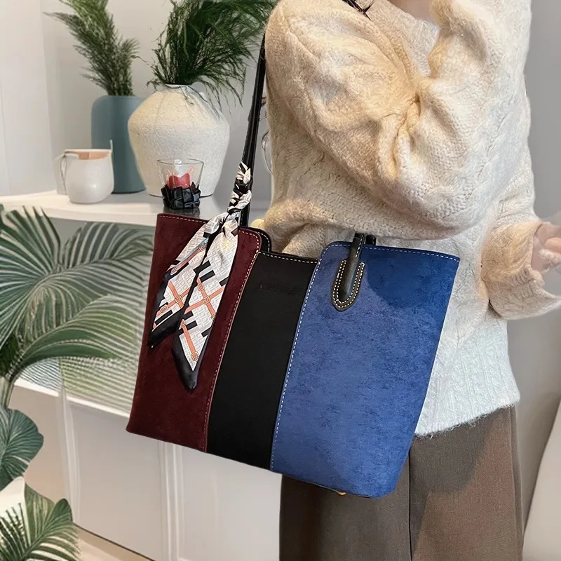 

2025 Winter Korean Style Tote Bag for Women, Faux Leather Multi-way Shoulder Crossbody Purse, Spacious Casual Handbag