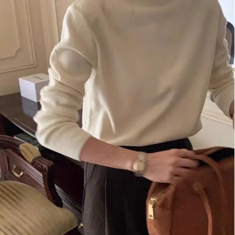 เสื้อไหมพรมคอเต่าสำหรับผู้หญิง สไตล์เกาหลี เนื้อผ้านุ่ม สวมใส่สบาย ใช้เป็นเสื้อตัวในหรือตัวนอกได้ ป้องกันการเกิดขุย เหมาะสำหรับฤดูหนาว ฤดูใบไม้ผลิ และตามฤดูกาล