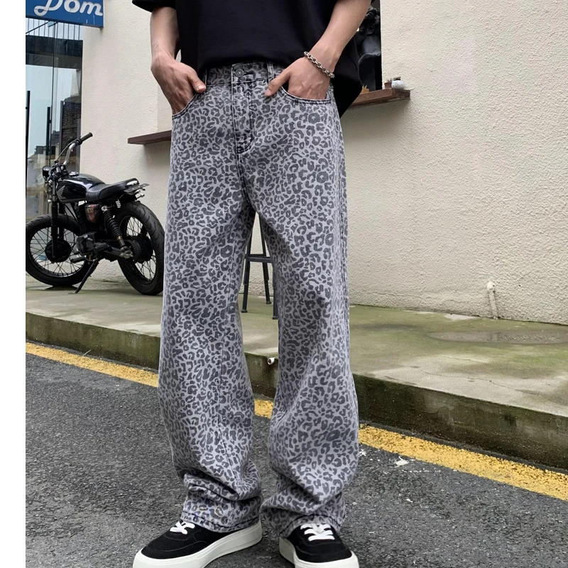 

New high-end jeans for MEN'S FASHION street trend brand leopard print loose straight hip-hop casual washed neutral denim pants