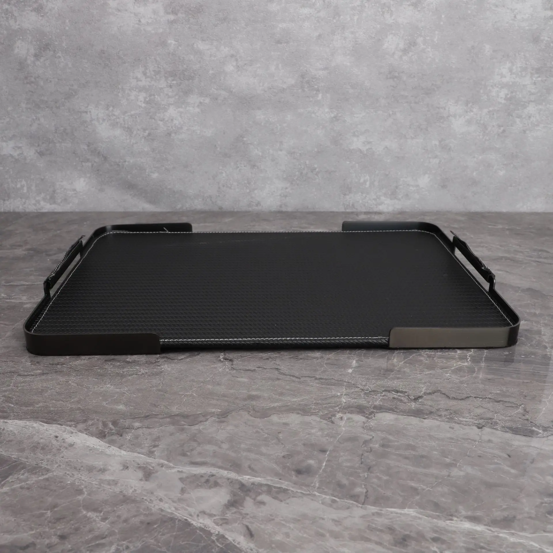 

Modern simple black leather tray model room office bedroom living room dining room kitchen home soft decoration ornament