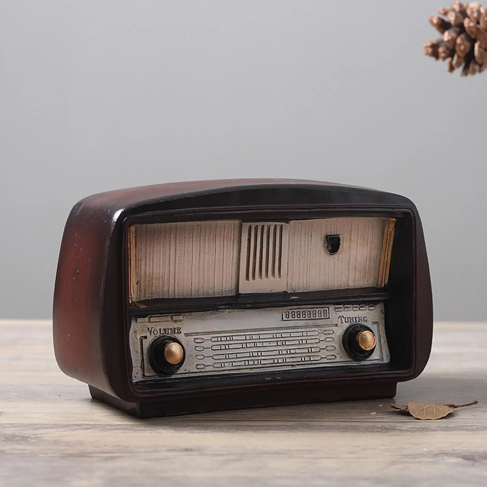 Vintage Radio Ornament Desktop Decor Gift Radio Model Statue