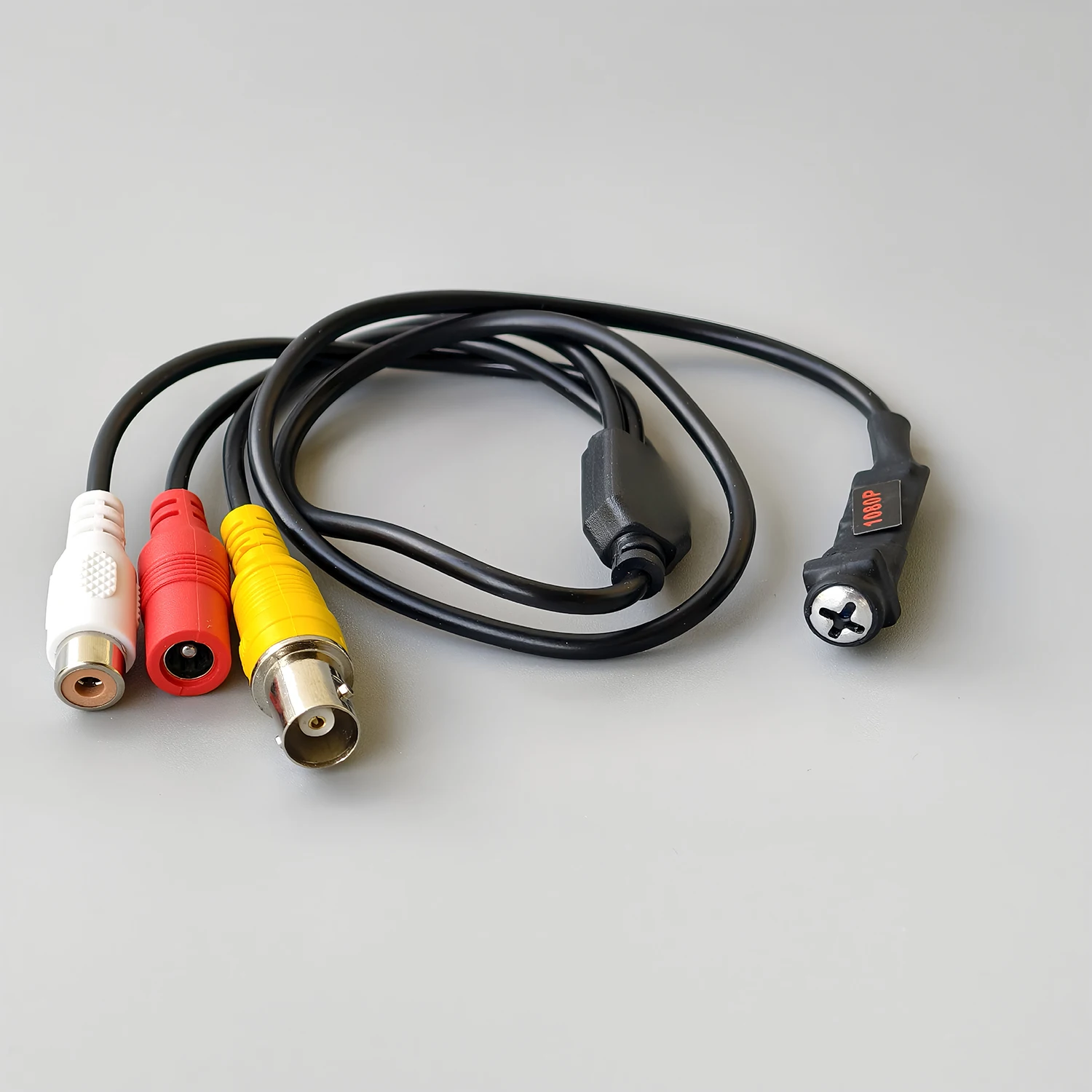 كاميرا تناظرية أمنية صغيرة بدقة 1080 بكسل، عدسة 3.6 ملم، BNC/RCA/DC، فيديو/صوت/طاقة، خيار PAL/NTSC