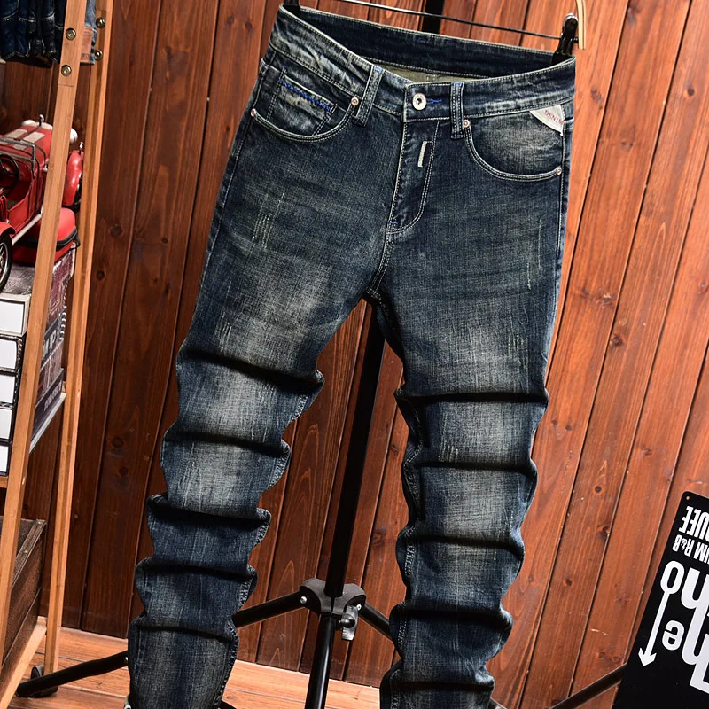 

Высококачественные ностальгические мужские джинсы на осень, приталенный крой на маленькие ножки, модные потертые джинсовые брюки в корейском стиле.