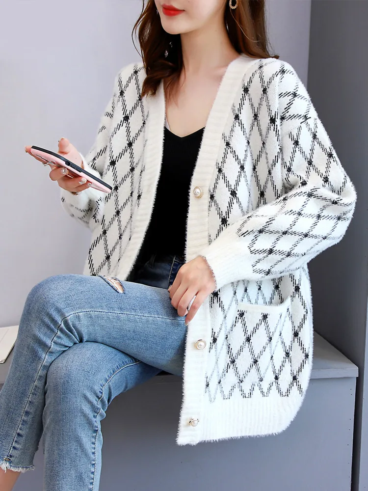 Sweater Coat Women Autumn Winter Lazy Style Solid Color Single-breasted Loose V Neck Knitted Cardigan Casual Fashion Coat New