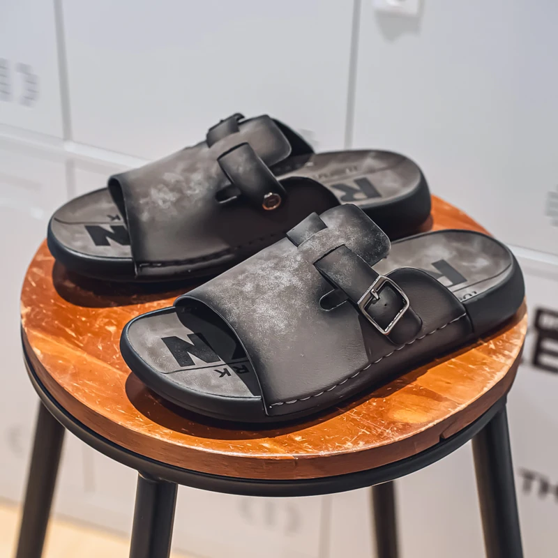 

Шлепанцы ML — это бестселлер и модные, включая обувь Boken, шлепанцы и полушлепанцы.