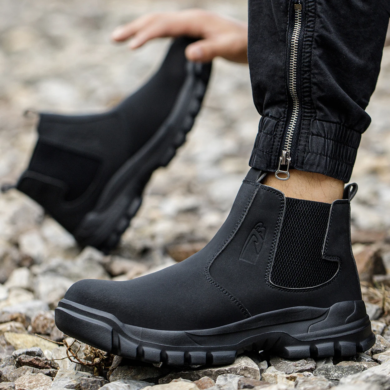 Waterproof Non Slip Steel Toe Work Hiker Boots Indestructible Safety Shoes Protection Safety Shoes Anti Shock Anti-smash Boots