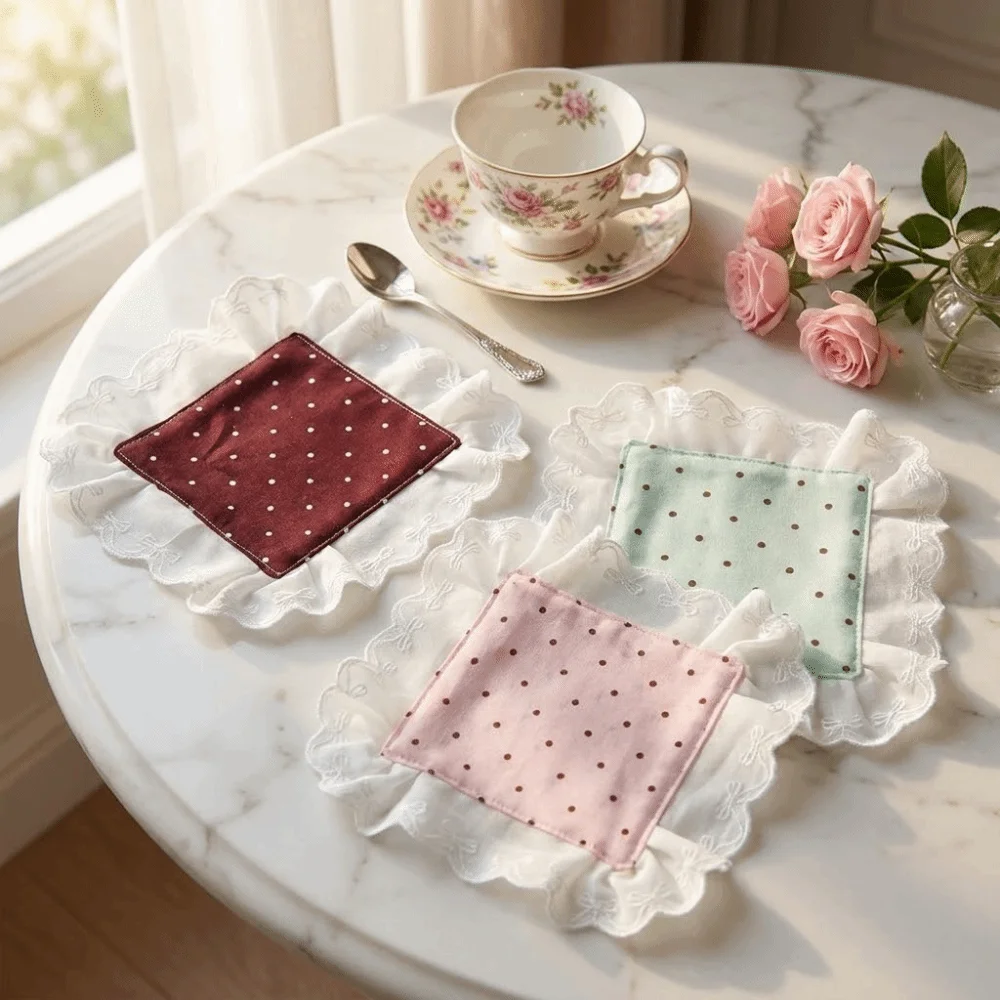 Placemat Girly Style Polka Dot Coaster Washable Square Lace-Trimmed Mat Decorative Heat-Insulating Mat Dessert Shops